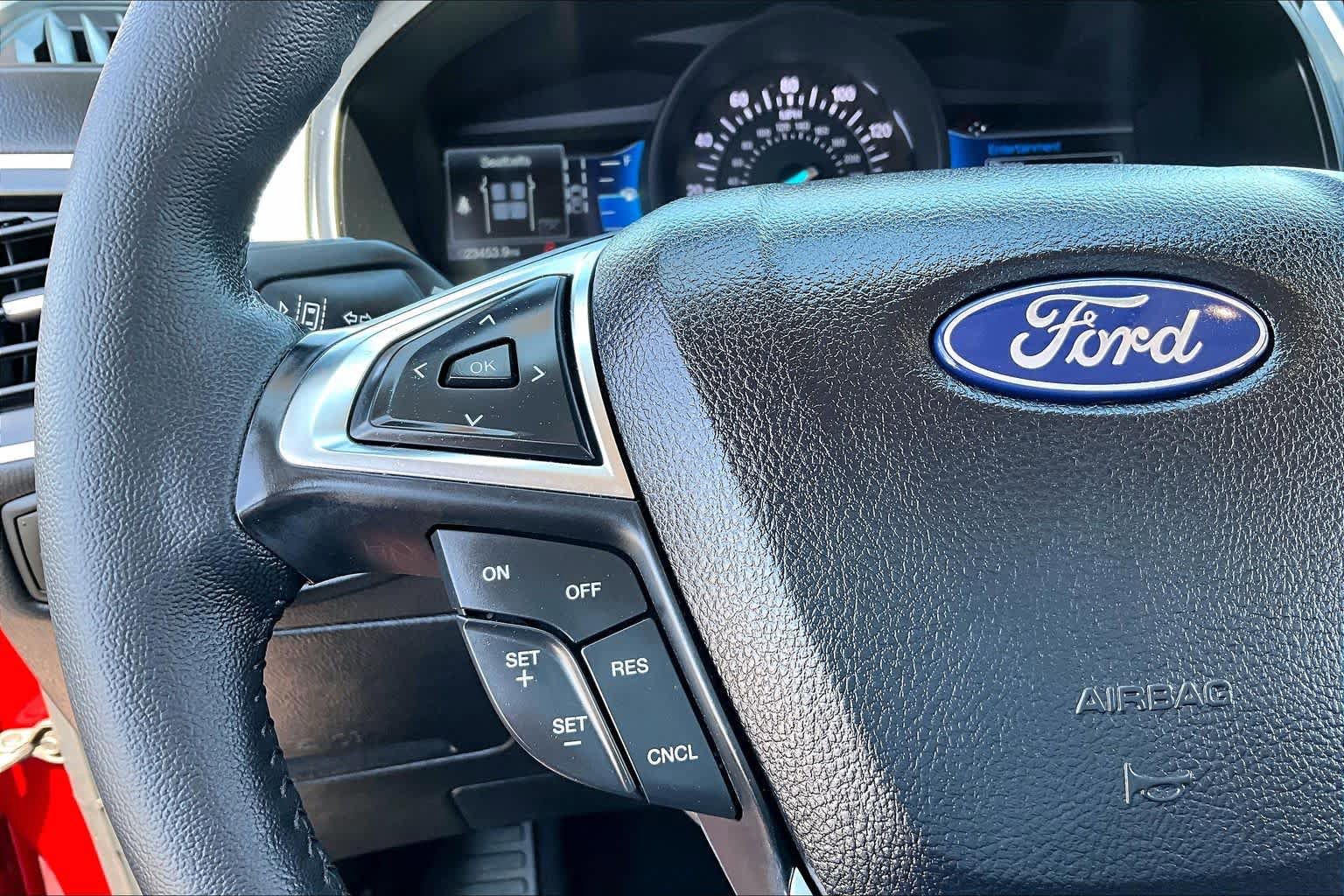 Certified 2024 Ford Edge SEL w/ Sport Appearance Package AWD/4WD image 23