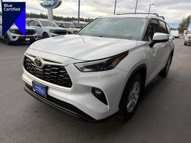 Used 2023 Toyota Highlander LE