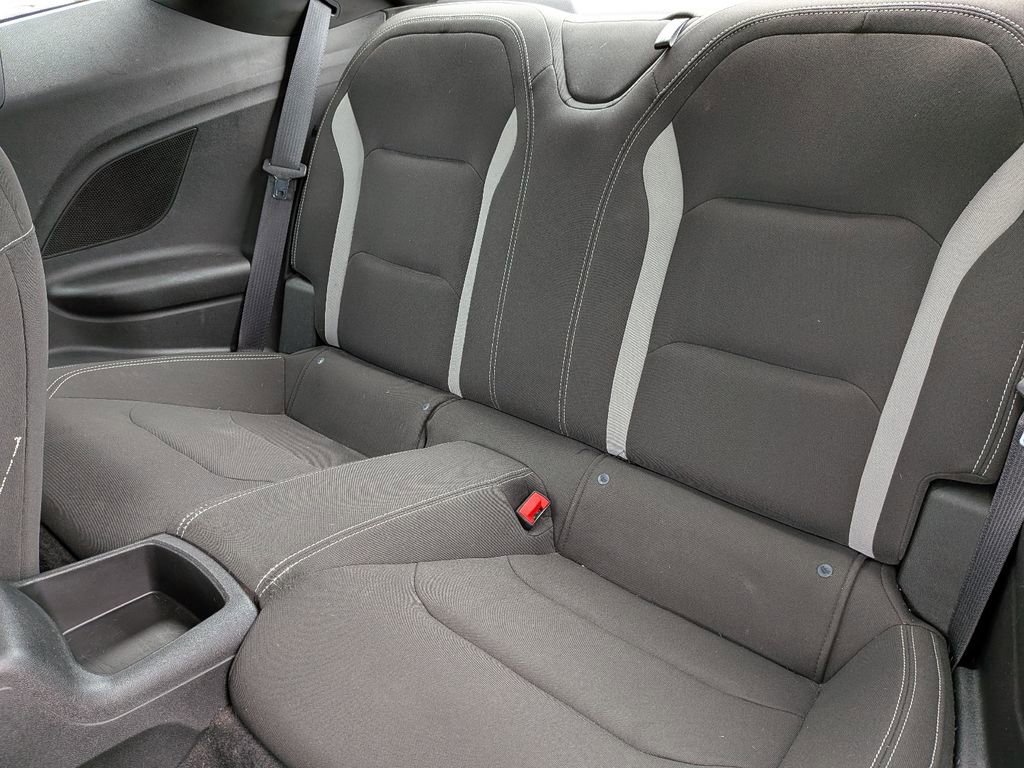 Used 2020 Chevrolet Camaro LT w/ RS Package image 13