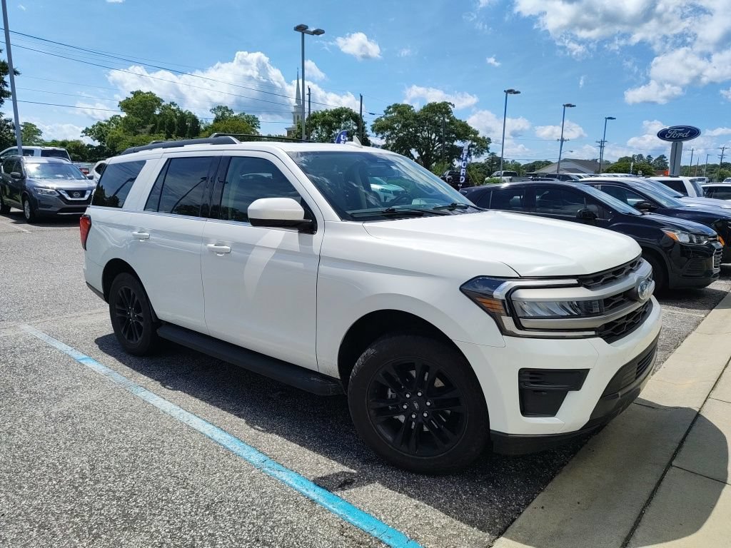 Certified 2024 Ford Expedition XLT RWD image 2