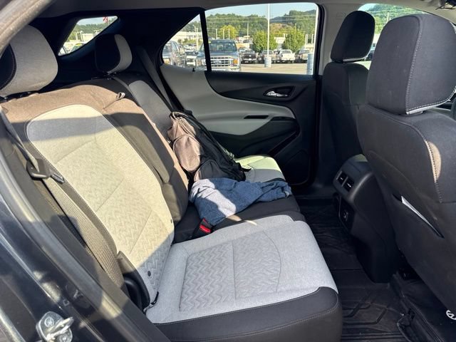 Used 2022 Chevrolet Equinox LS w/ LS Convenience Package FWD image 16