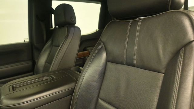 Used 2019 Chevrolet Silverado 1500 High Country w/ Technology Package AWD/4WD image 20