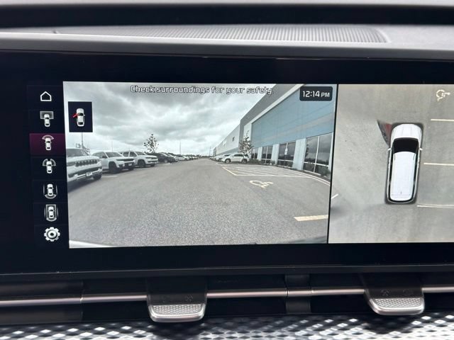 Used 2023 Kia Carnival SX Prestige FWD image 31