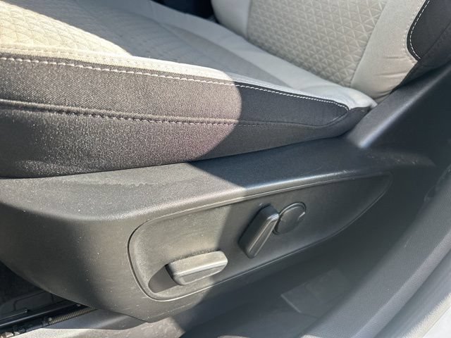 Certified 2023 Ford Escape Active AWD/4WD image 12