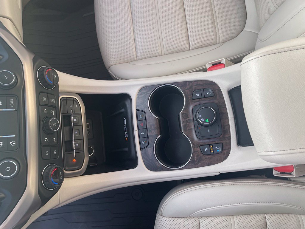 Used 2021 GMC Acadia Denali w/ Denali Technology Package FWD image 22