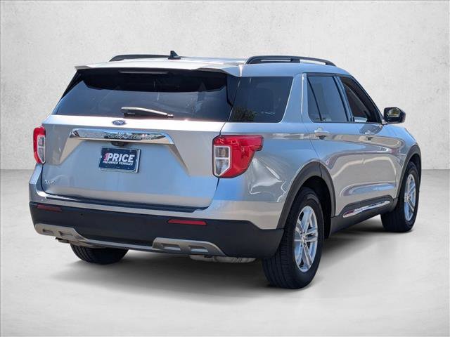 Certified 2021 Ford Explorer XLT w/ Equipment Group 202A RWD image 5