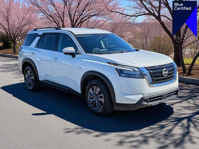 Used 2025 Nissan Pathfinder SV