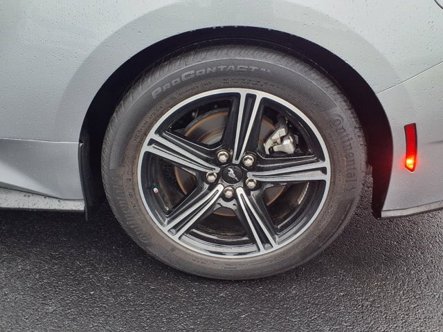 Certified 2025 Ford Mustang Coupe RWD image 22