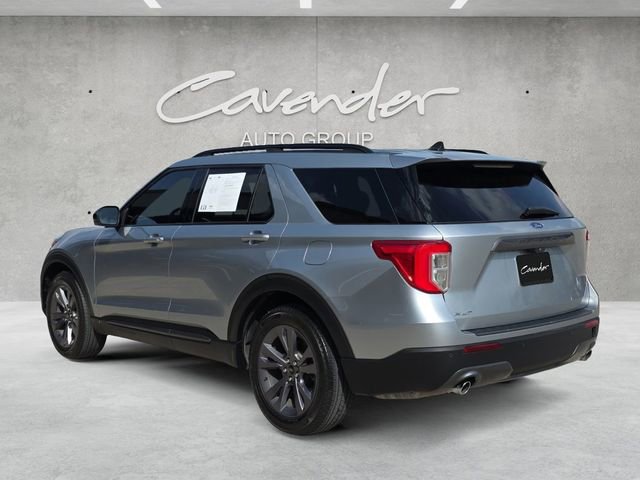Certified 2023 Ford Explorer XLT w/ Equipment Group 202A image 3