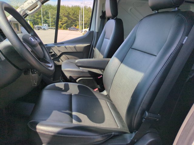 Certified 2023 Ford Transit 250 Low Roof RWD image 15