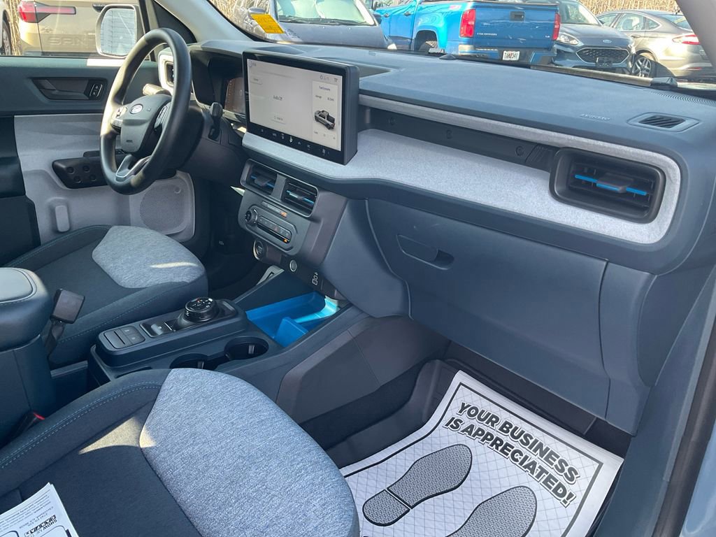 Certified 2025 Ford Maverick XLT w/ Equipment Group 302A image 11