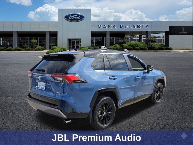 Used 2025 Toyota RAV4 XSE w/ Advanced Technology Package AWD/4WD image 5