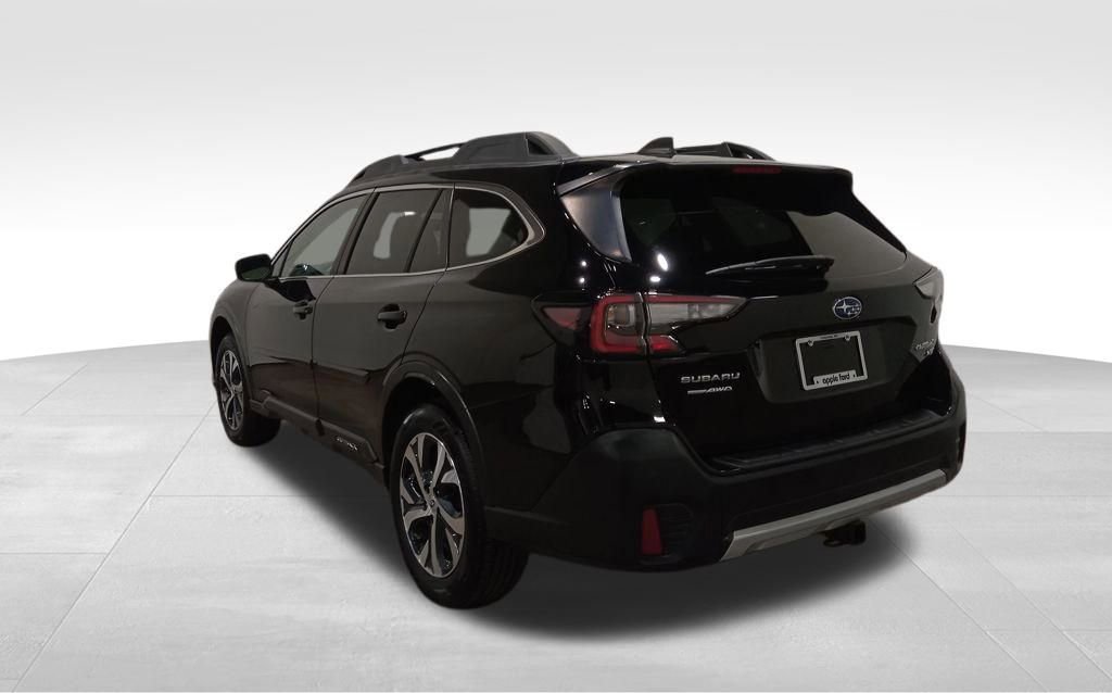 Used 2021 Subaru Outback Limited XT image 5