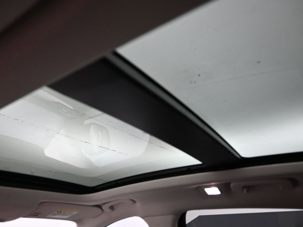 Certified 2022 Ford Escape SEL image 50