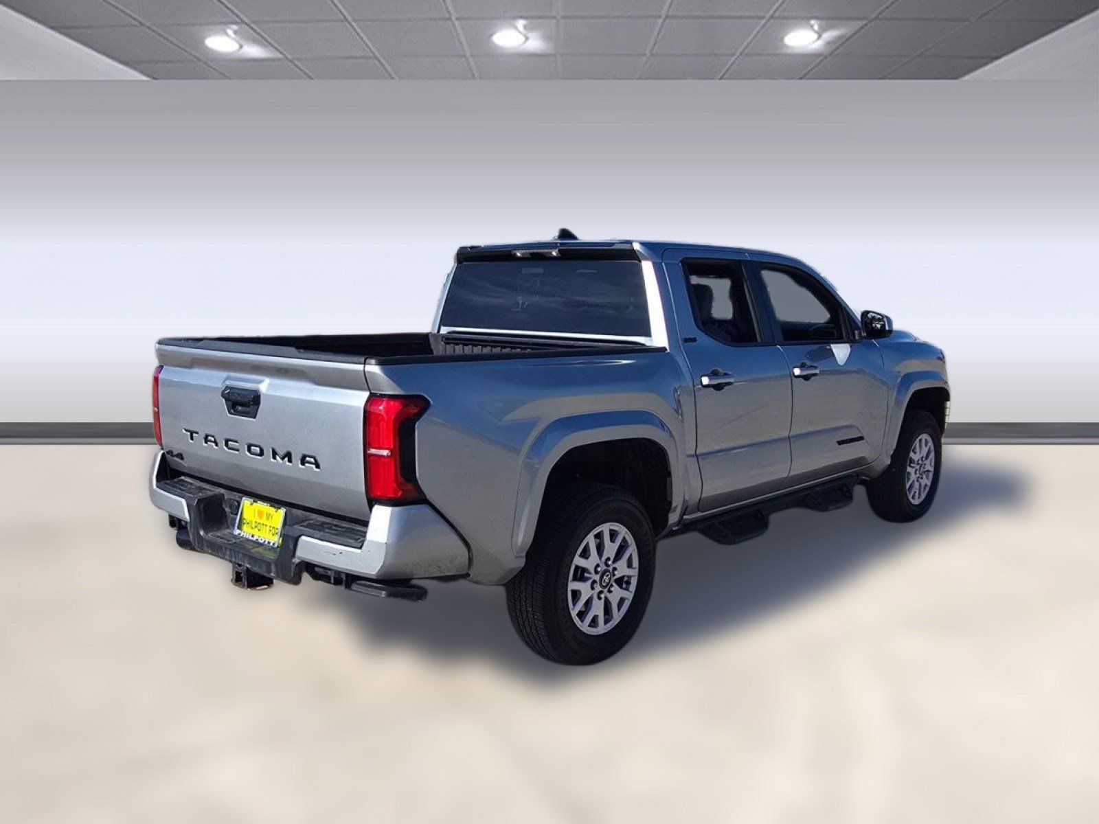 Used 2024 Toyota Tacoma SR5 image 9