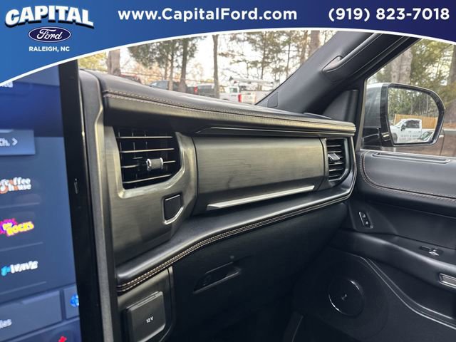 Certified 2023 Ford Expedition Max Platinum image 32