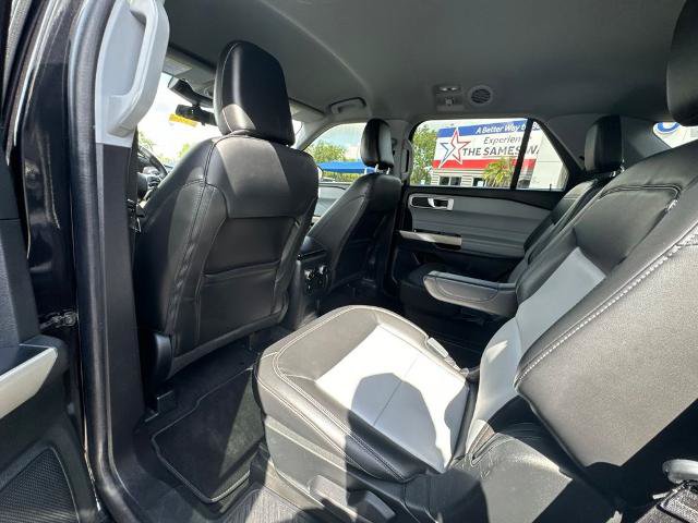 Certified 2022 Ford Explorer XLT w/ Equipment Group 202A RWD image 19