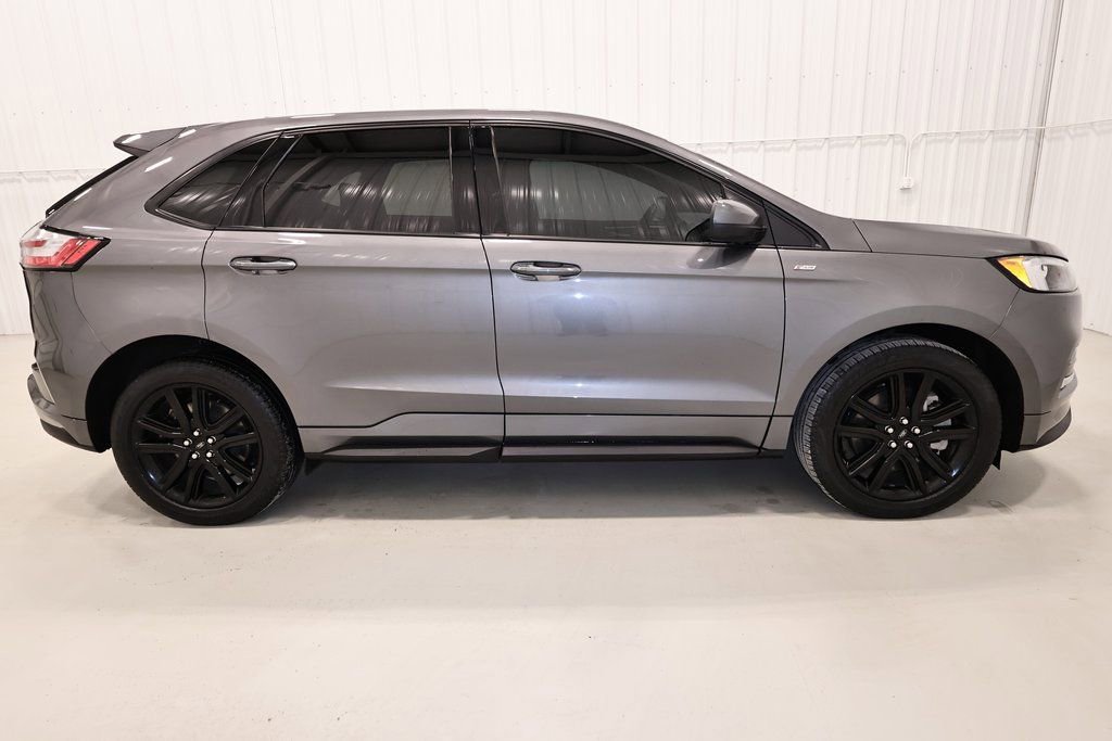 Certified 2023 Ford Edge ST-Line image 9