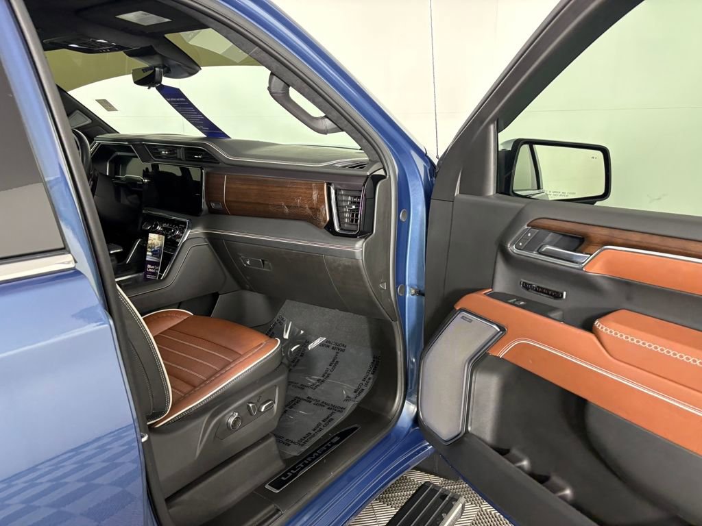 Used 2025 GMC Sierra 1500 Denali Ultimate image 37