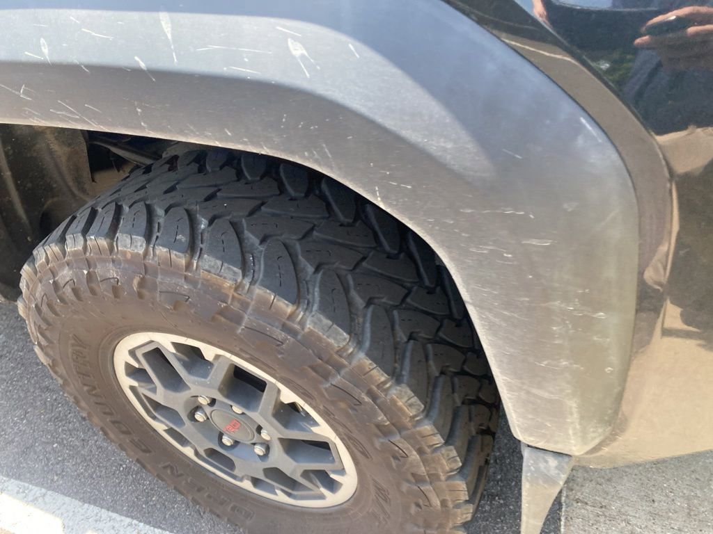 Used 2024 Toyota Tacoma TRD Off-Road AWD/4WD image 10