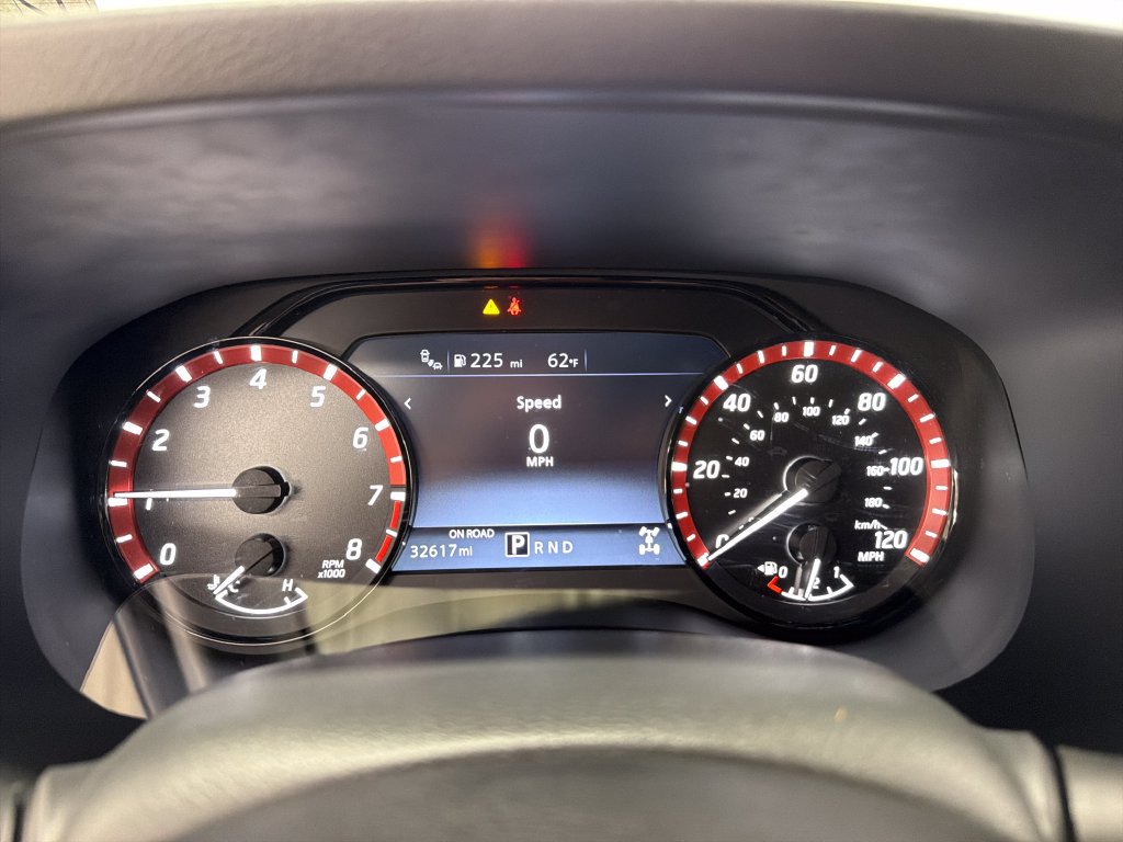 Used 2026 Nissan Frontier PRO-4X AWD/4WD image 23