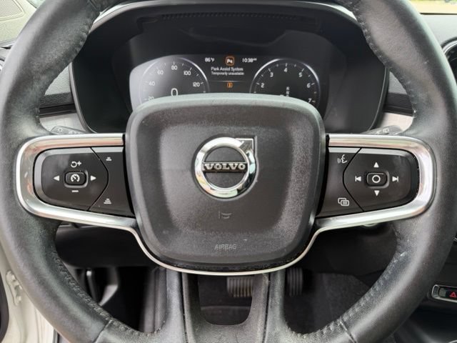 Used 2019 Volvo XC40 T5 Momentum AWD/4WD image 13