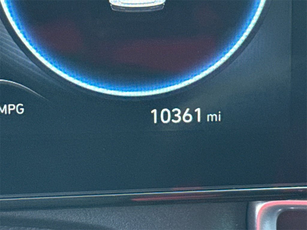 Used 2024 Hyundai Elantra SEL image 27