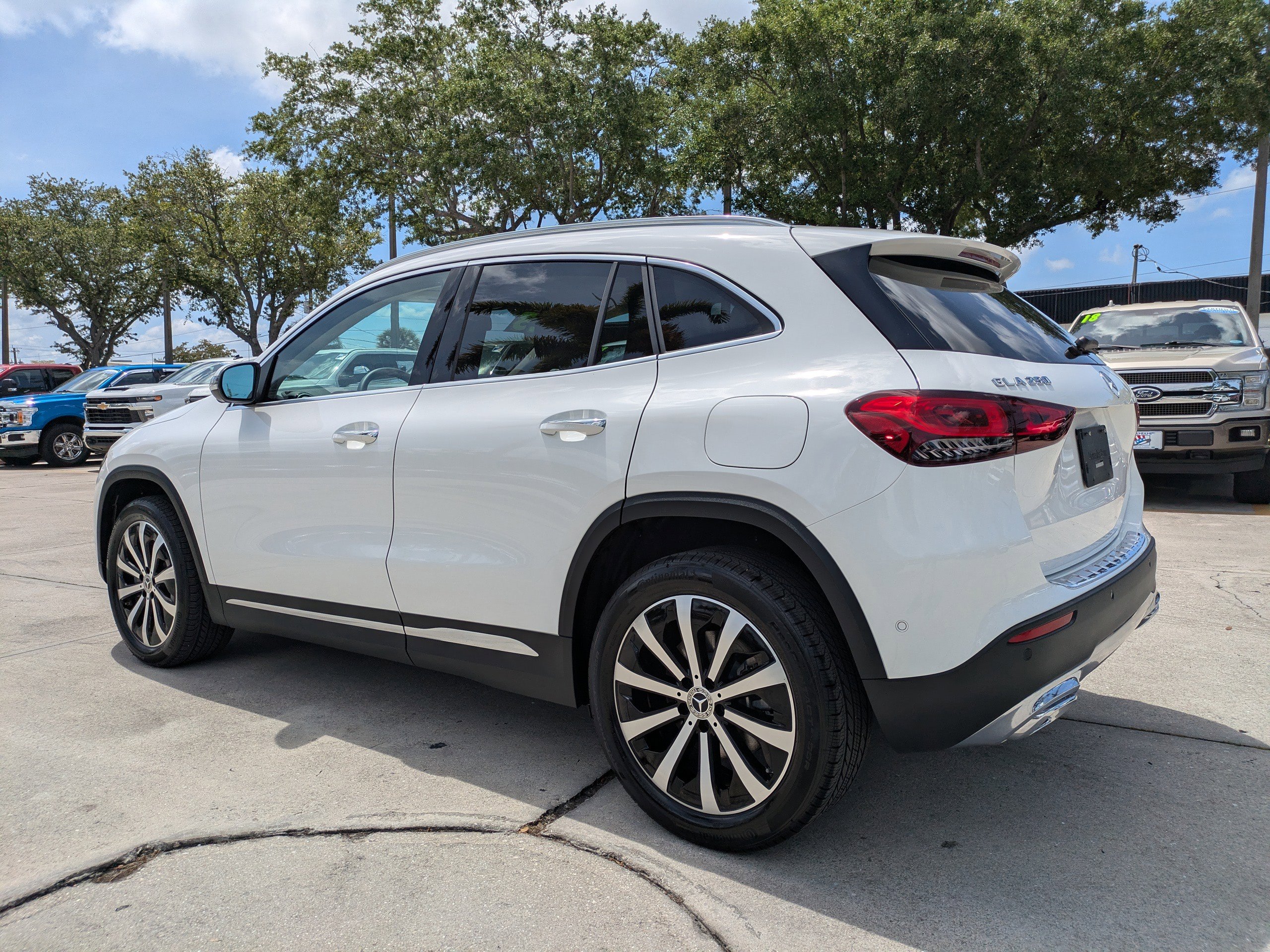 Used 2023 Mercedes-Benz GLA 250 image 6