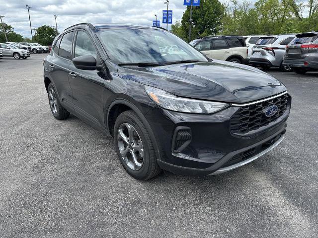 Certified 2025 Ford Escape ST-Line AWD/4WD image 8