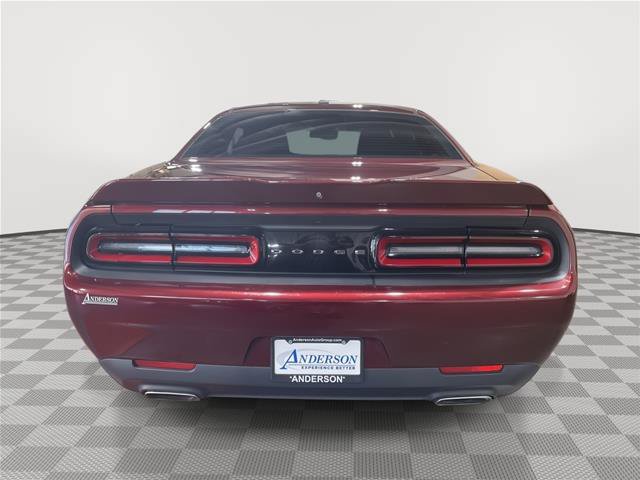 Used 2019 Dodge Challenger SXT RWD image 8