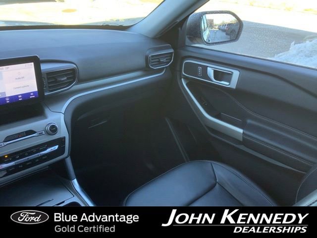 Certified 2022 Ford Explorer XLT w/ Equipment Group 202A AWD/4WD image 30