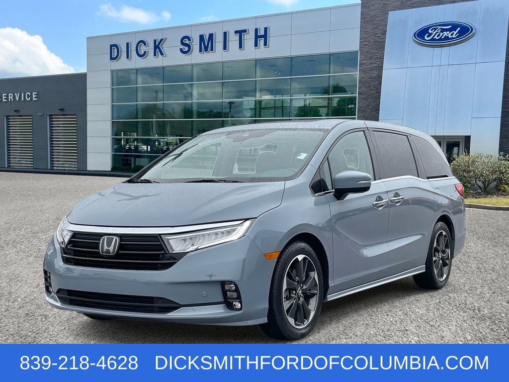 Used 2023 Honda Odyssey Elite image 3