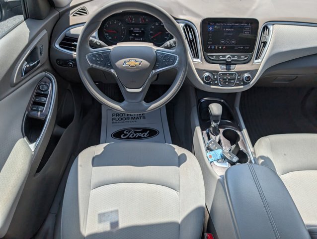 Used 2023 Chevrolet Malibu LT FWD image 25
