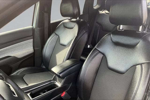 Used 2024 Jeep Compass Latitude AWD/4WD image 25