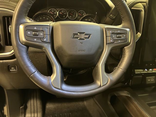 Used 2022 Chevrolet Silverado 1500 LT Trail Boss image 10