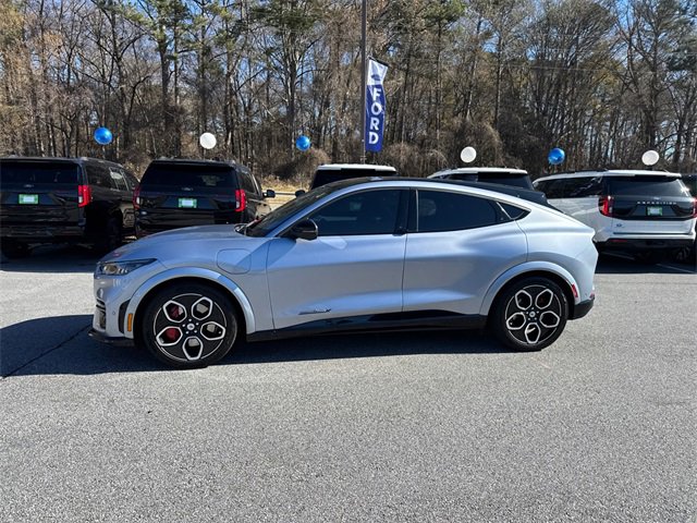 Certified 2022 Ford Mustang Mach-E GT image 4