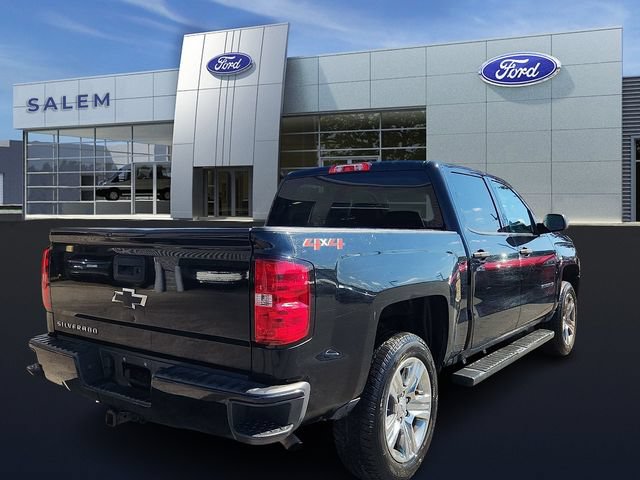 Used 2018 Chevrolet Silverado 1500 Custom w/ Custom Value Package AWD/4WD image 3