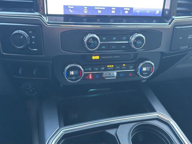 Certified 2022 Ford F450 Limited w/ FX4 Off-Road Package image 28