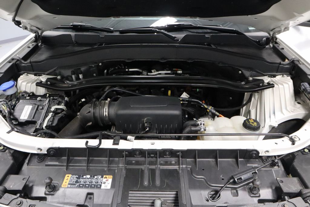Certified 2021 Ford Explorer Limited w/ Equipment Group 301A image 18