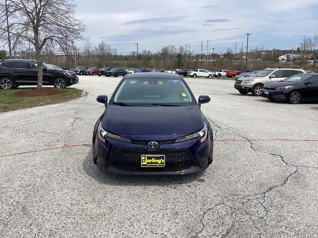 Used 2021 Toyota Corolla LE w/ LE Convenience Package FWD image 2