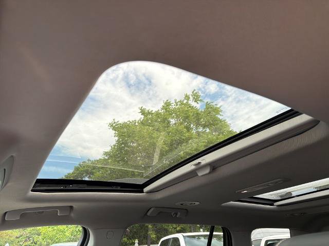 Used 2020 GMC Acadia SLT w/ LPO, Floor Liner Package AWD/4WD image 21