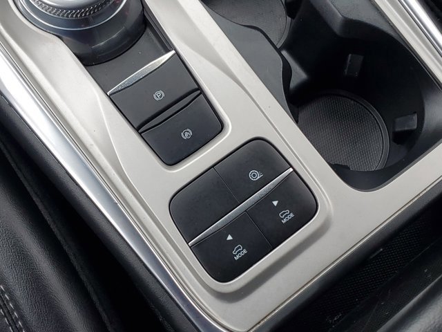 Certified 2022 Ford Explorer XLT w/ Equipment Group 202A image 30