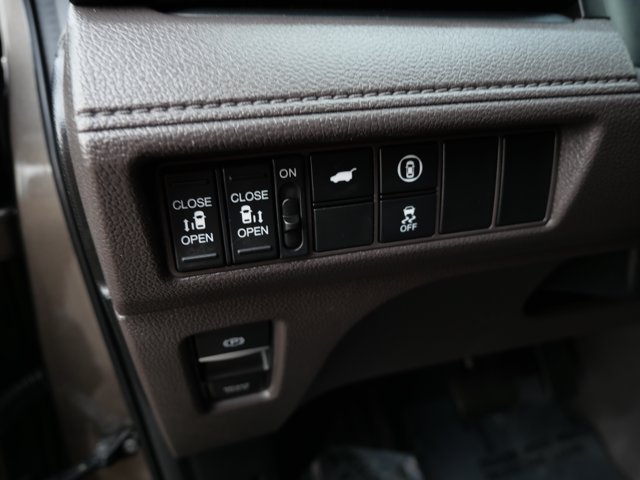 Used 2022 Honda Odyssey EX-L image 17