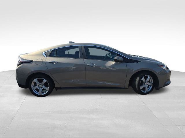 Used 2017 Chevrolet Volt LT w/ Comfort Package image 6