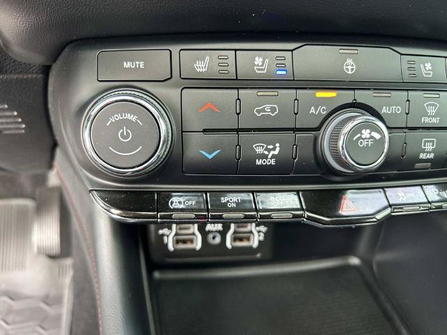 Used 2024 Dodge Durango GT AWD/4WD image 35