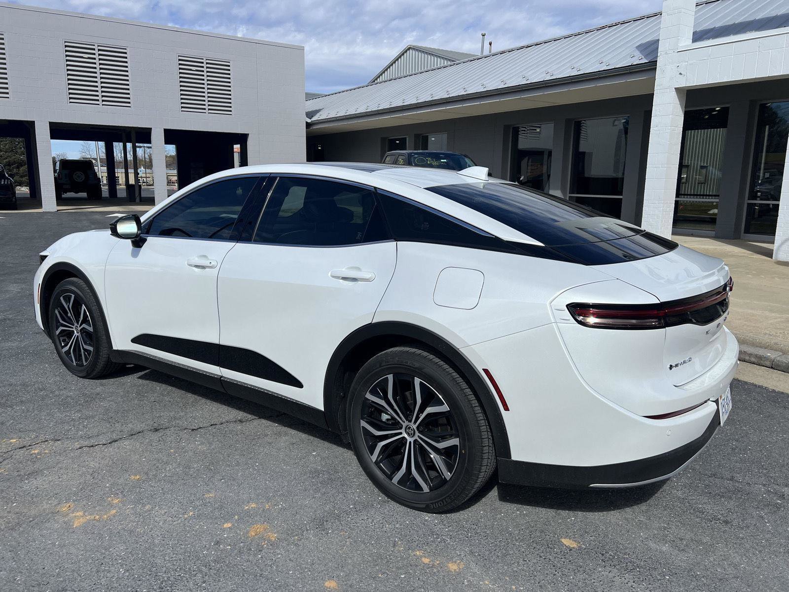 Used 2026 Toyota Crown Limited image 3