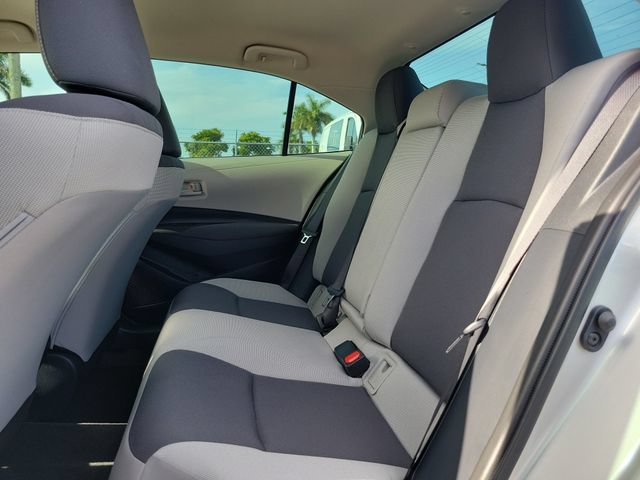 Used 2025 Toyota Corolla LE FWD image 13