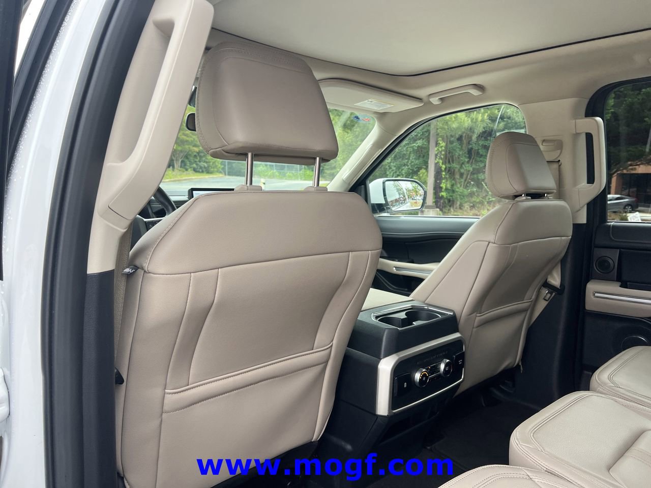Certified 2024 Ford Expedition Max Limited AWD/4WD image 23