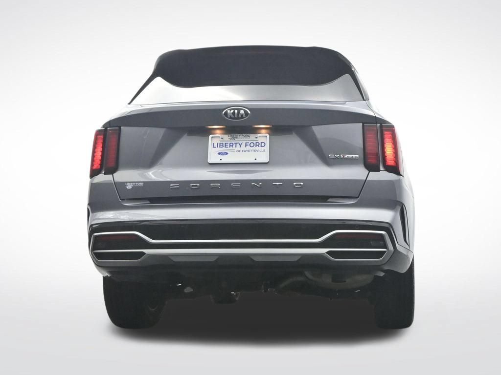 Used 2021 Kia Sorento EX FWD image 46