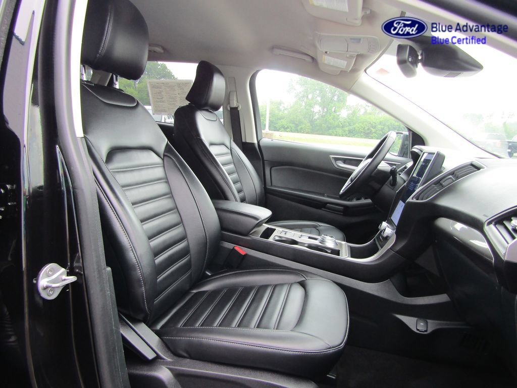 Certified 2024 Ford Edge SEL w/ Convenience Package AWD/4WD image 18
